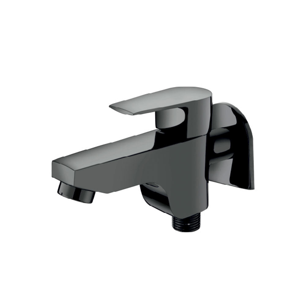 138055 - B Two way bib cock with  aerator and wall flange